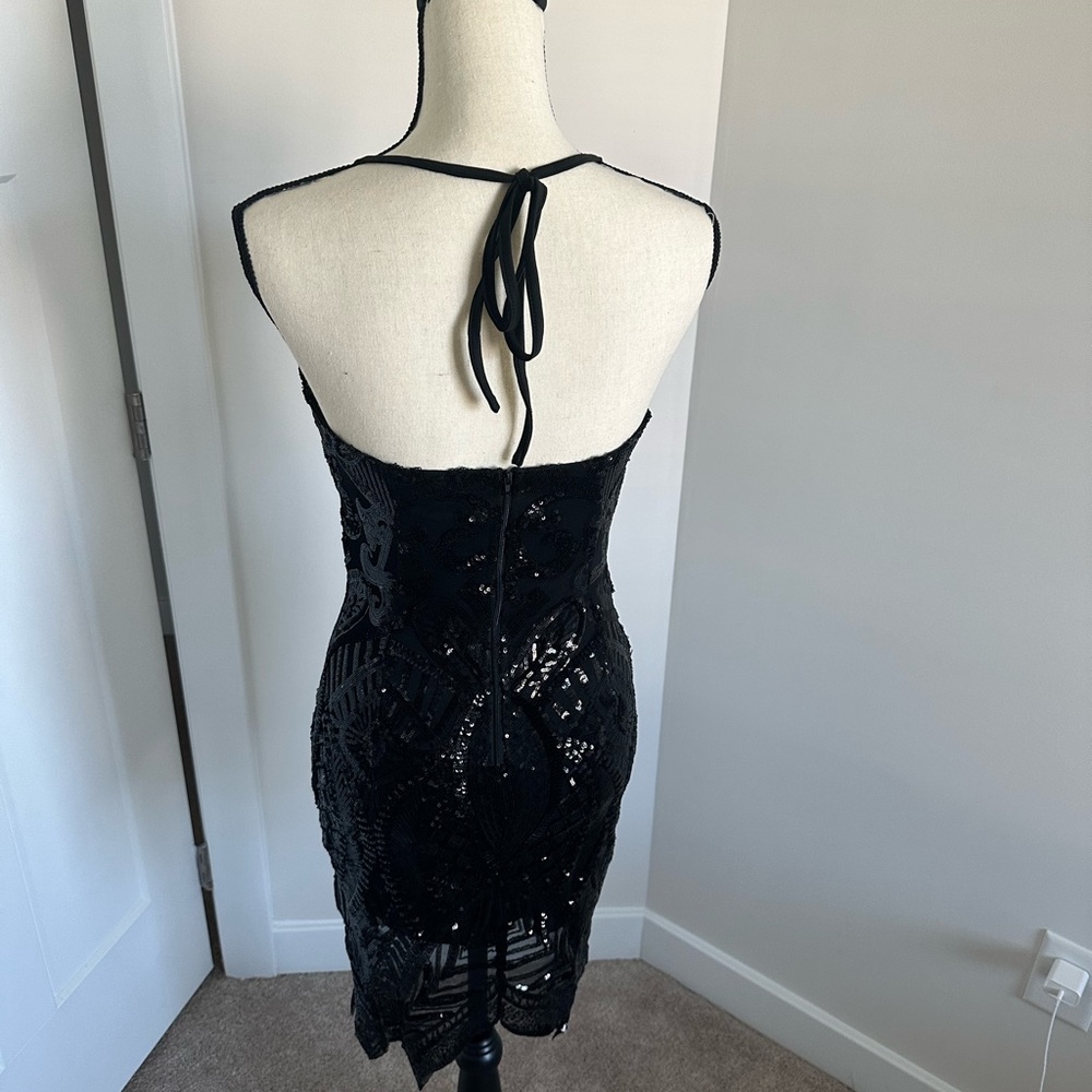 LITTLE BLACK DRESS